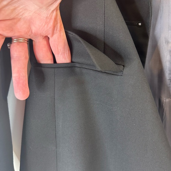 EUC Banana Republic Factory Sz 2 Small Black Blazer 2 Button Poly Rayon Womens - Picture 9 of 14